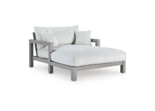 Outdoor Lounge Chairs